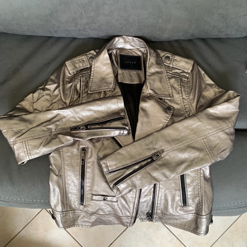 BLANK NYC Gold Metallic Moto Jacket - Picture 2 of 10